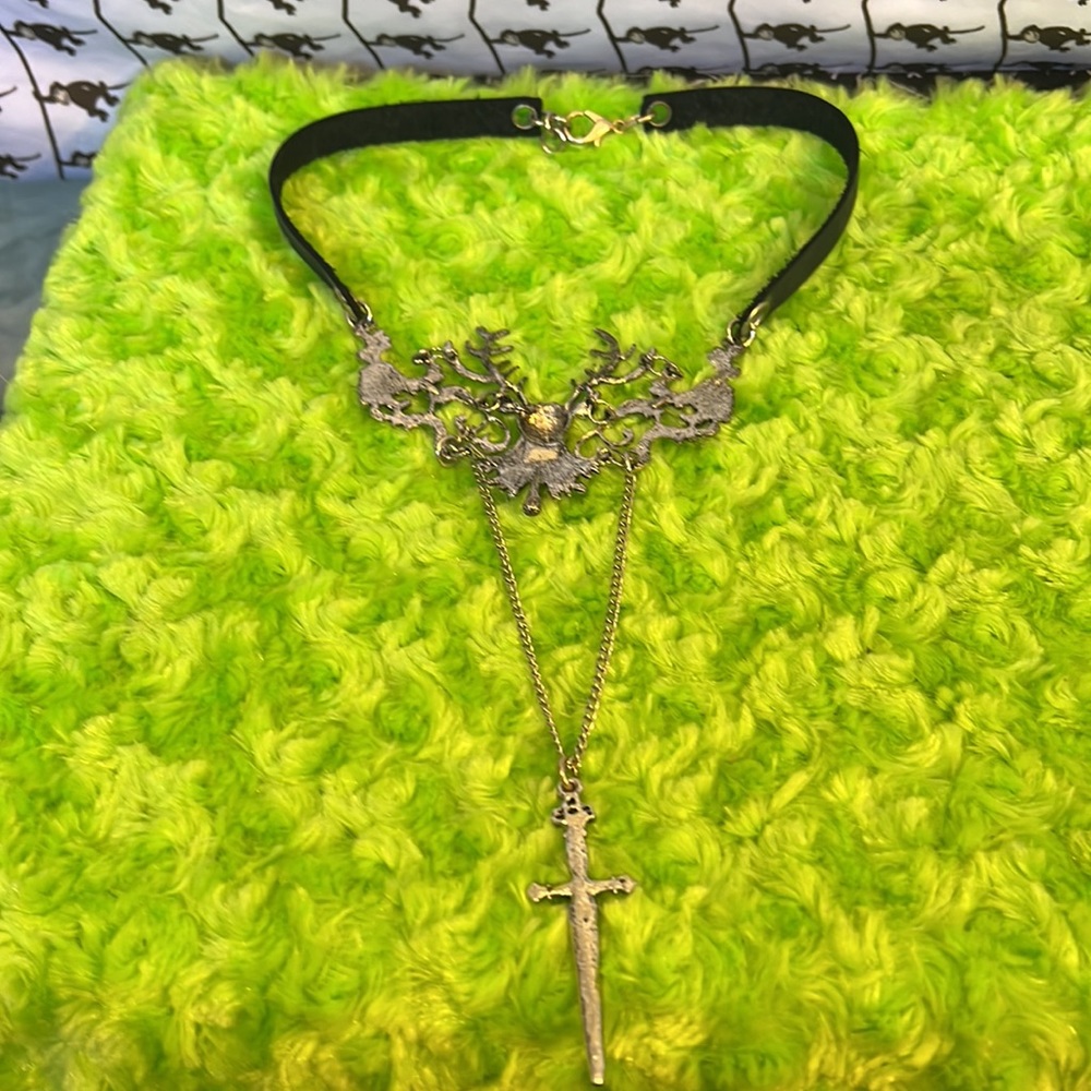 Leather fairy tale necklace - Picture 7 of 8